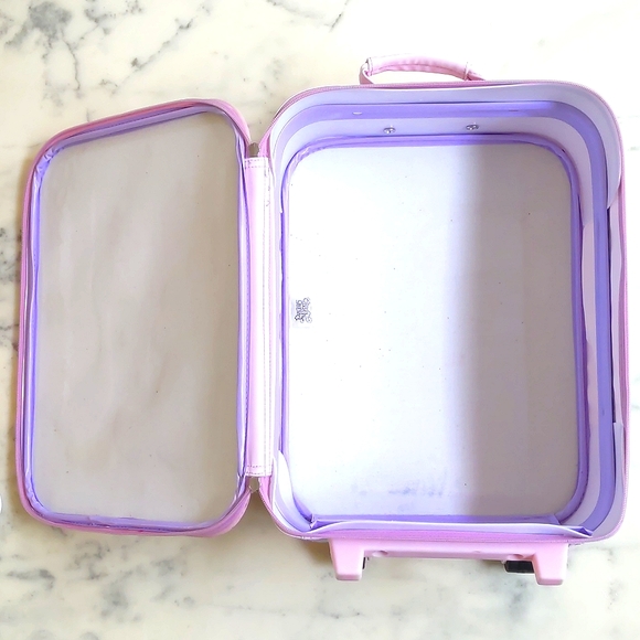 Girl's Precious Moments Carry-on suitcase with wheels. - Picture 8 of 8